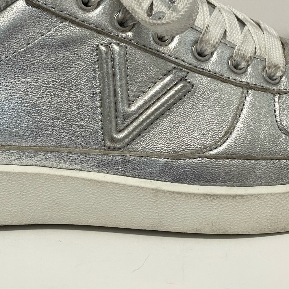 Vionic Elise Women's Leather Silver Metallic Sneaker Size 8 - Picture 13 of 15